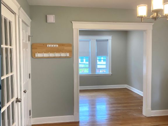 4th image of 347 Vermont St #2A