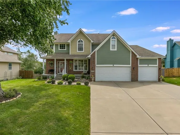 4108 SW Flintrock Dr, Lees Summit, MO 64082