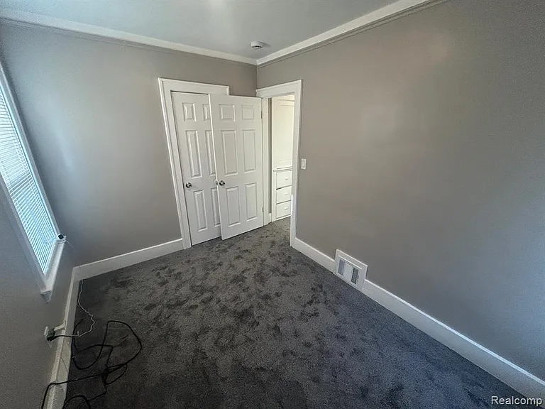 14716 Archdale St #1 — Photo 13
