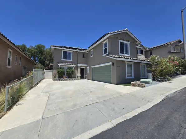 2136 Pointe Pkwy, Spring Valley, CA 91978