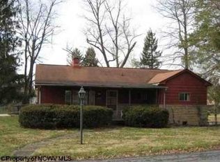 387 Rotary St, Morgantown, WV 26505