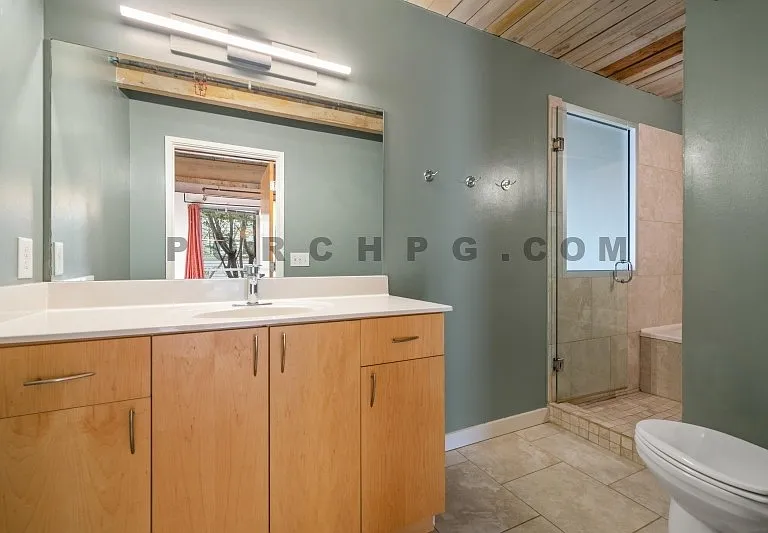 1661 La France St NE #228 — Photo 22
