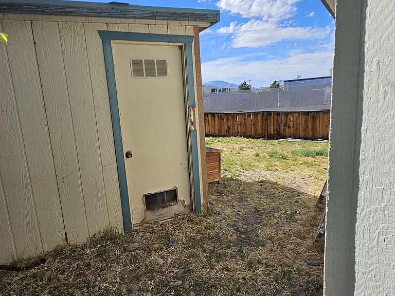 467 Industrial Park Dr #B — Photo 9