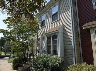 3833 9th Rd S, Arlington, VA 22204