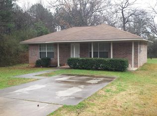 227 Victory St, Nash, TX 75569