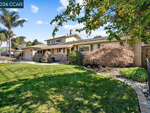 3rd image of 1560 Ayers Rd