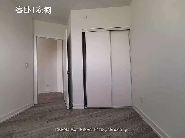 159 Wellesley St E #608 — Photo 7