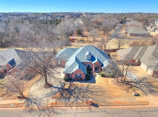 305 Hamptonridge Rd, Edmond, OK 73034