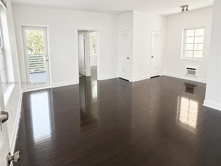 2456 Flamingo Dr #10 — Photo 1