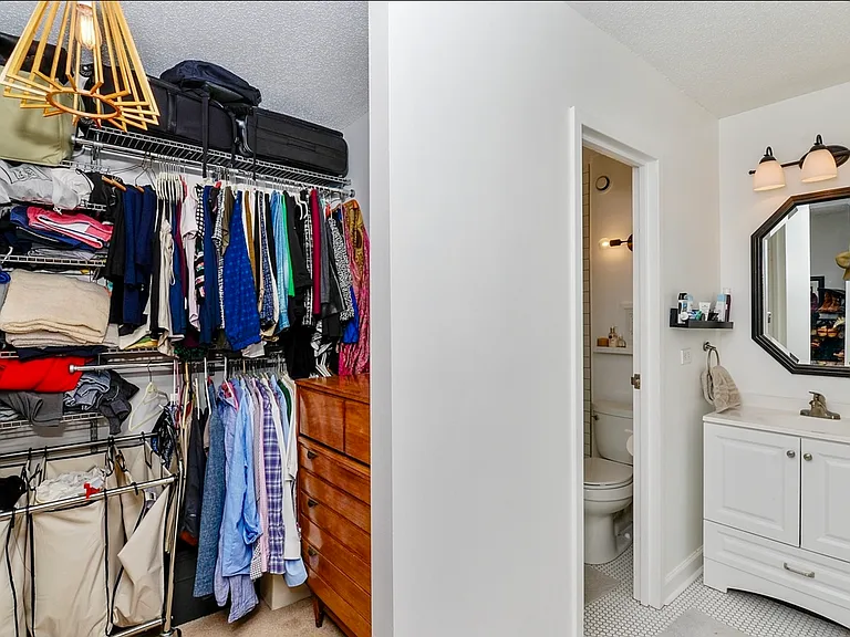 600 S Dearborn St #305 — Photo 11