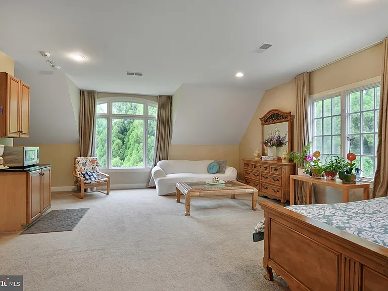 9864 Walker Glen Ct — Photo 52