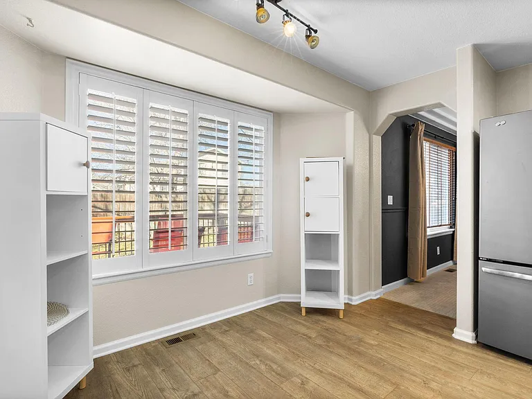 2771 Calkins Pl — Photo 24