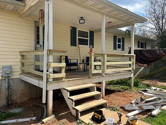 3rd image of 10051 Kayak Rd