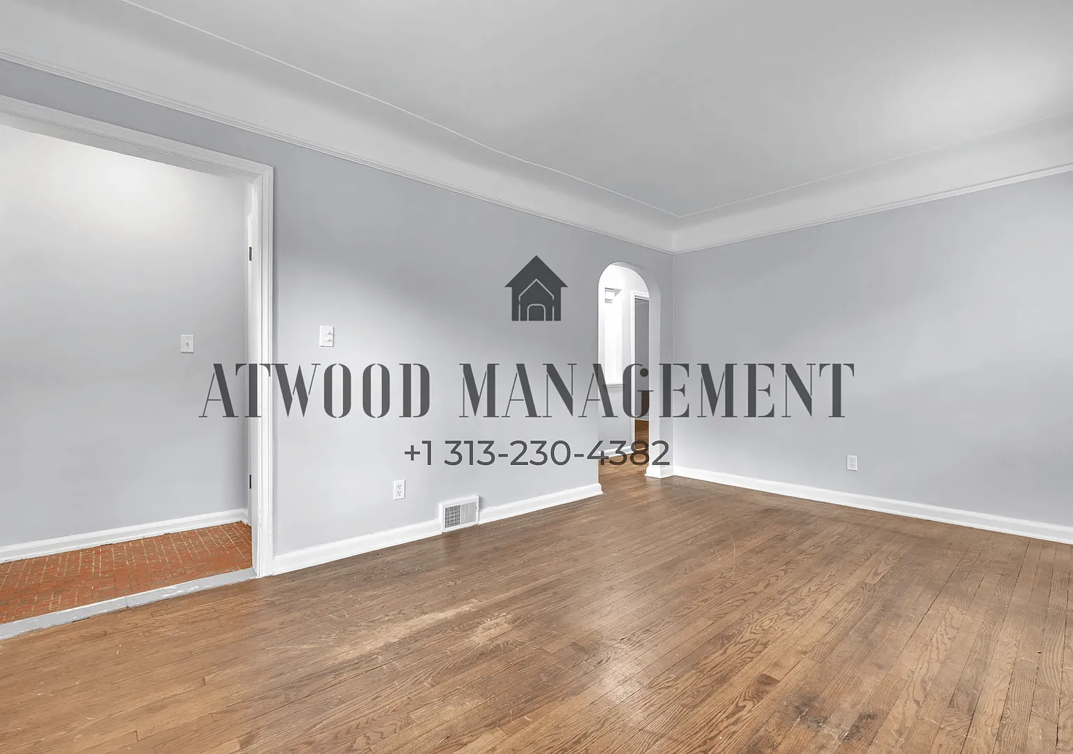 This beautifully updated 3-bedroom, 1-bath single-family home is ready for move-in! — Photo 4