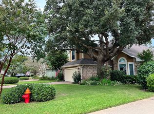 935 Shalimar Pointe Dr, Shalimar, FL 32579