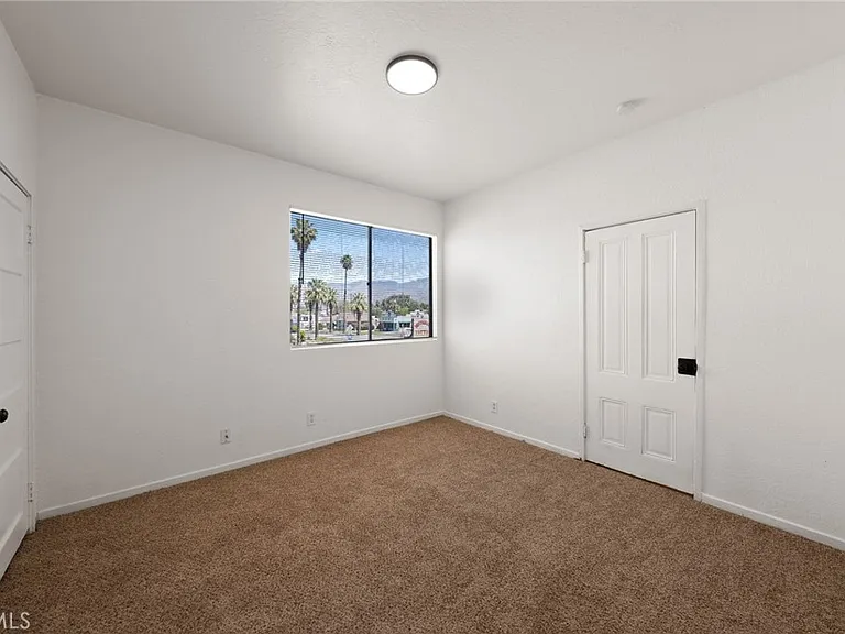 927 Orange St #5 — Photo 11