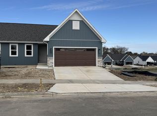 400 Orchid Avenue, Stoughton, WI 53589