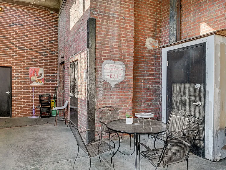 The Lofts at Winston (AKA Winston Lofts) — Photo 6