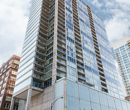 4th image of 611 S Wells St APT 1506
