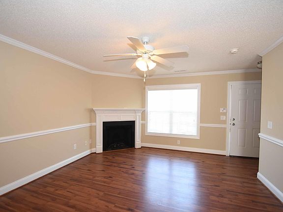 3rd image of 108D Chandler Dr