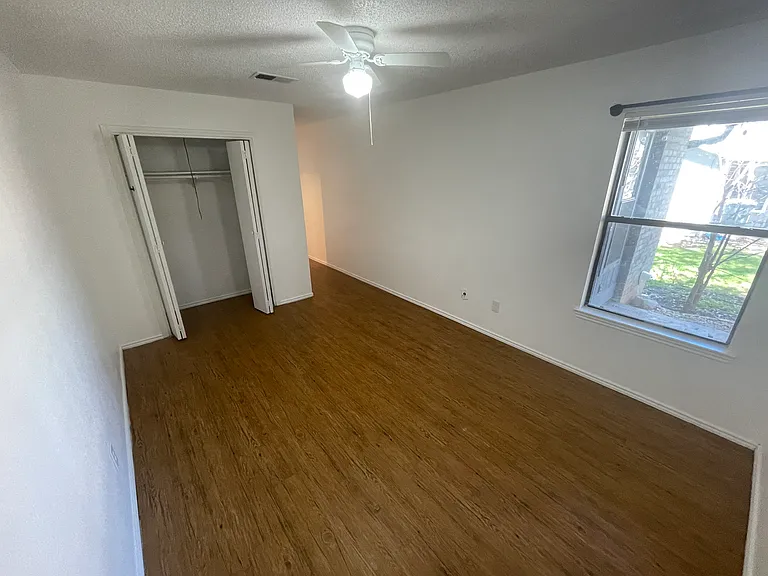 523A Luther Dr #A — Photo 7