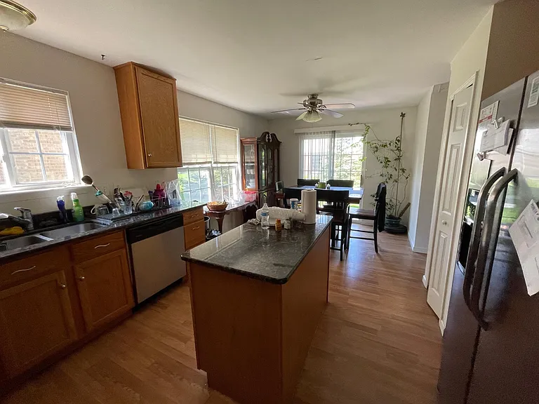 4134 Strathmore Ln — Photo 10
