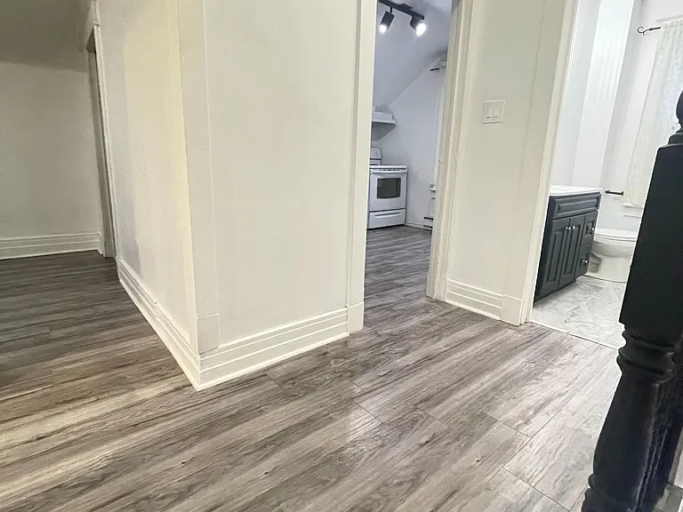 99 Page St — Photo 3