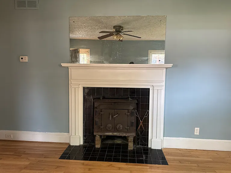 324 E Peterson Dr — Photo 63