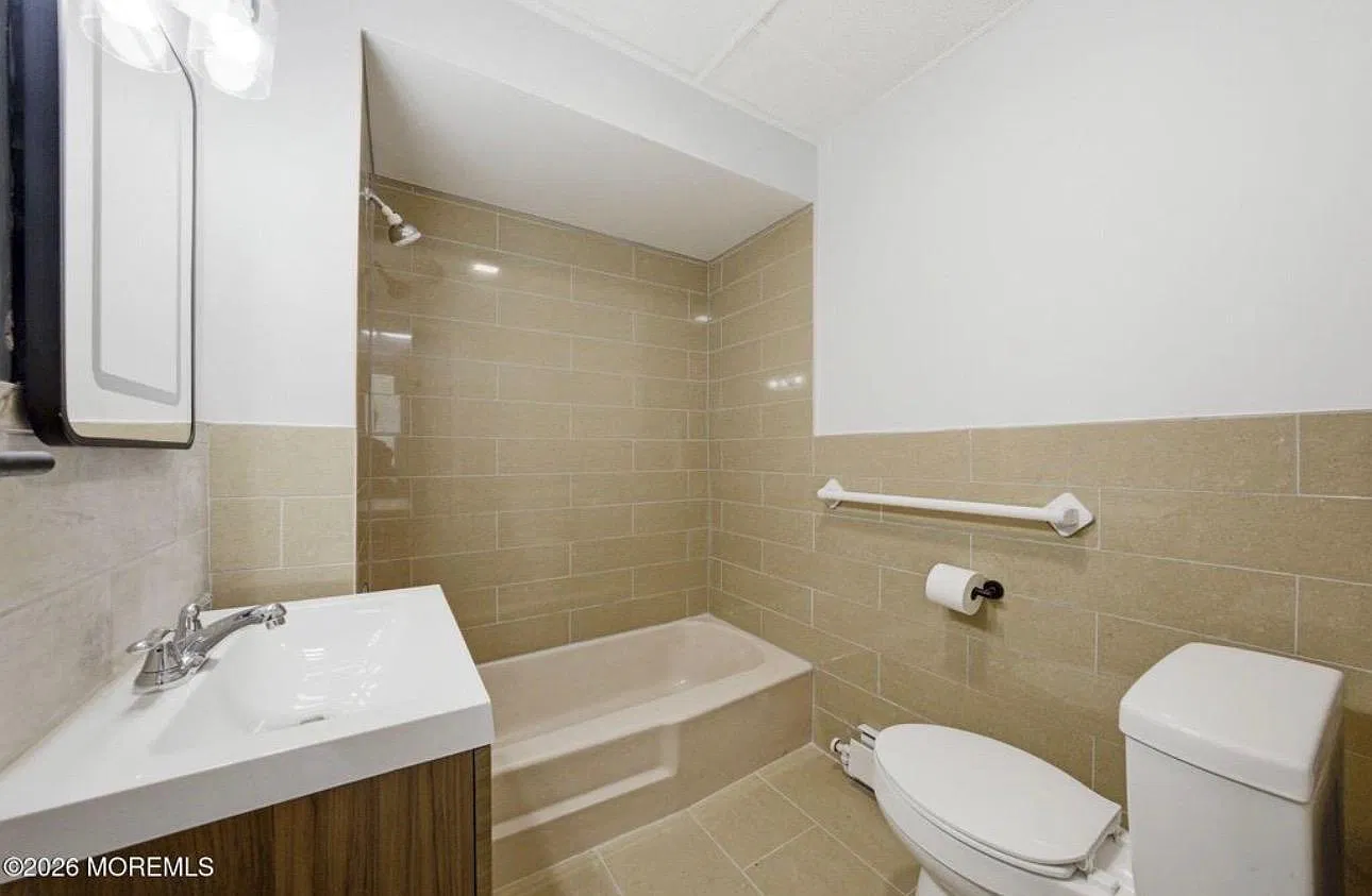 3 bed, $2,650 — Photo 1