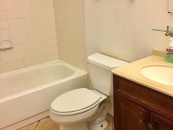 5th image of 1125 N Kenilworth St APT 2
