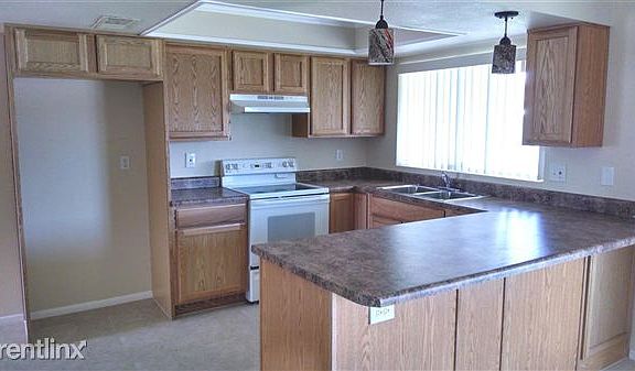 3rd image of 4801 W Aster Dr