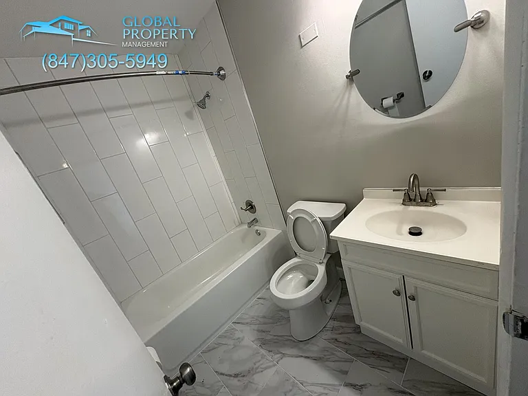 267 E Grand Ave — Photo 27
