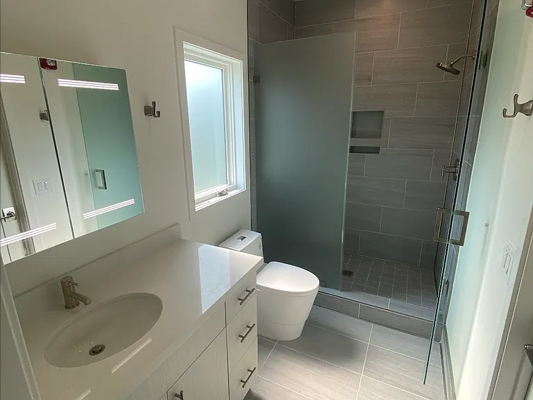 626 Landfair Ave — Photo 24