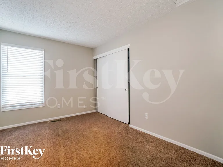 469 Furman St — Photo 12