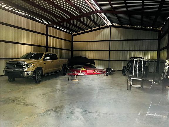 5th image of 640 County Road 306