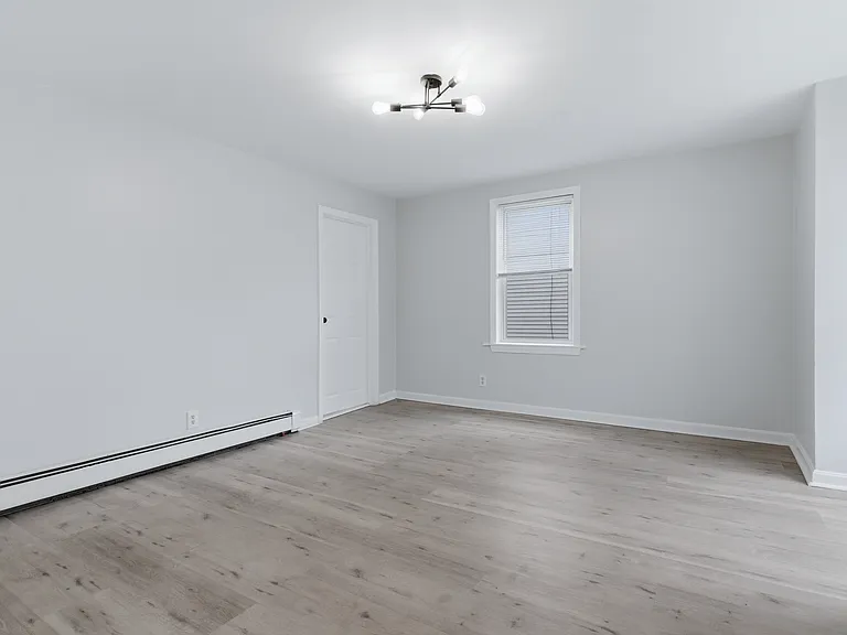 92 Sylvian St #1 — Photo 10