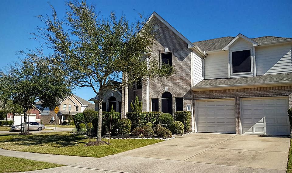 1st image of 3601 Canterbury Park Dr