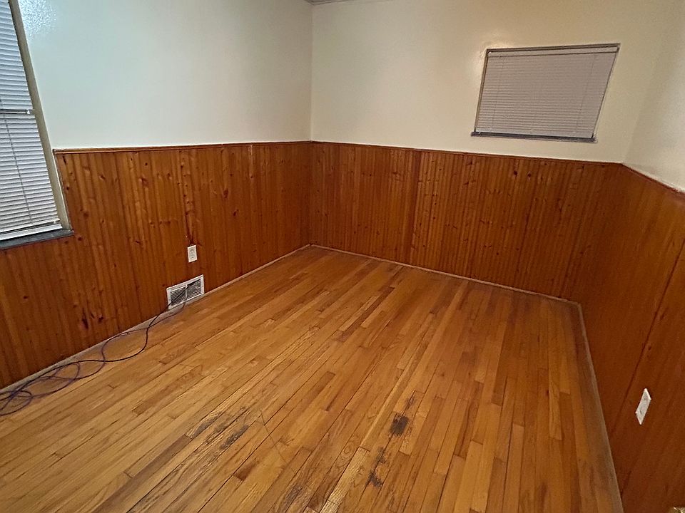 1st image of 14260 Lanson Ave
