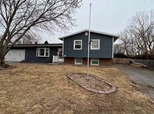 307 Windsor Dr, Norfolk, NE 68701