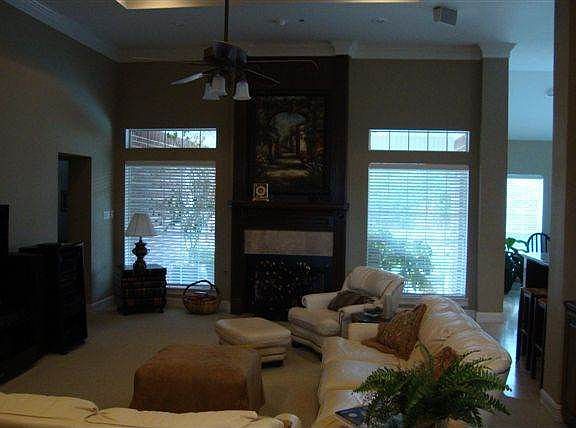 4th image of 3172 Lancaster Ln
