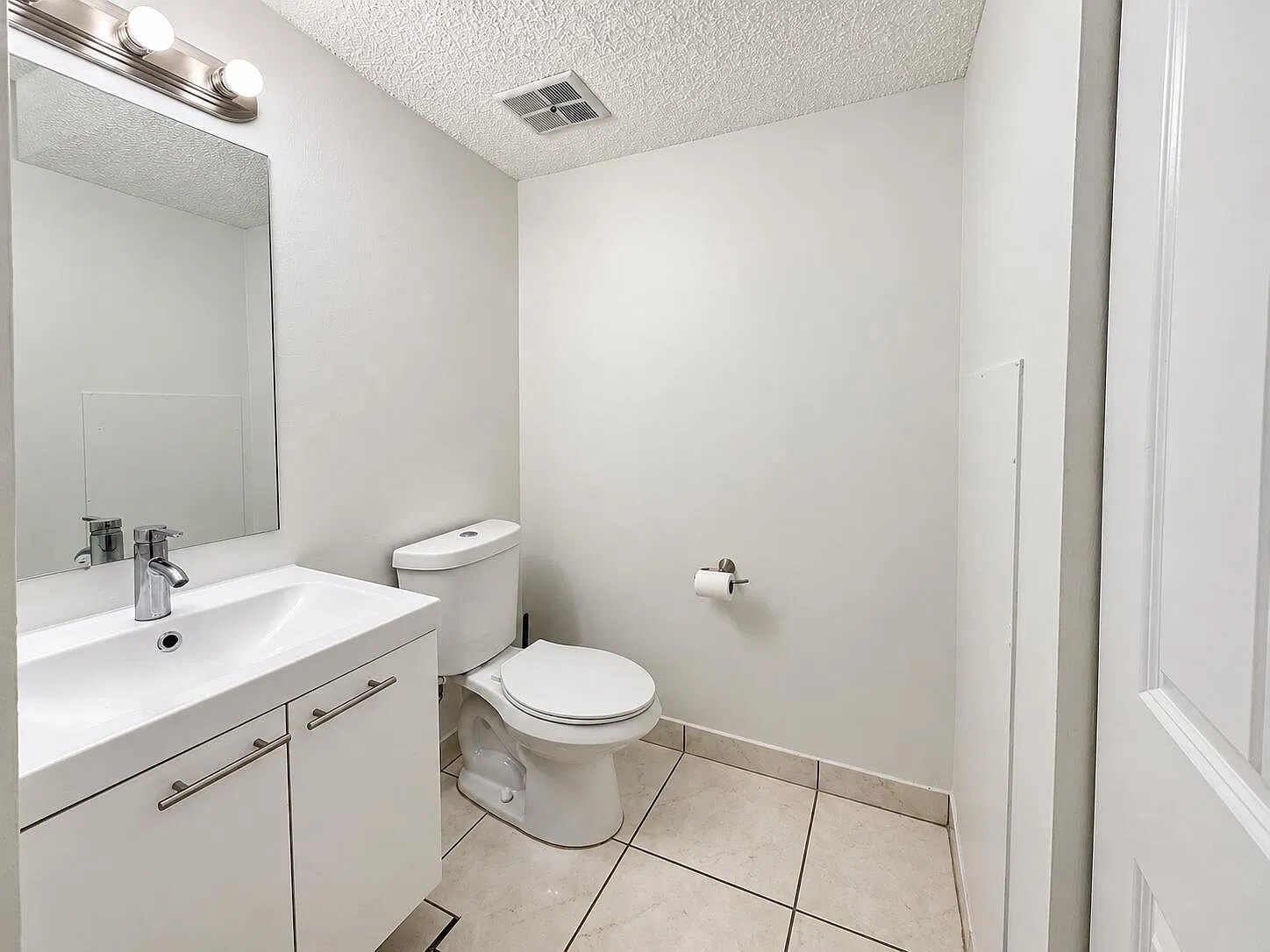 2 bed, 2.5 bath, 1020 sqft, $2,600 — Photo 3
