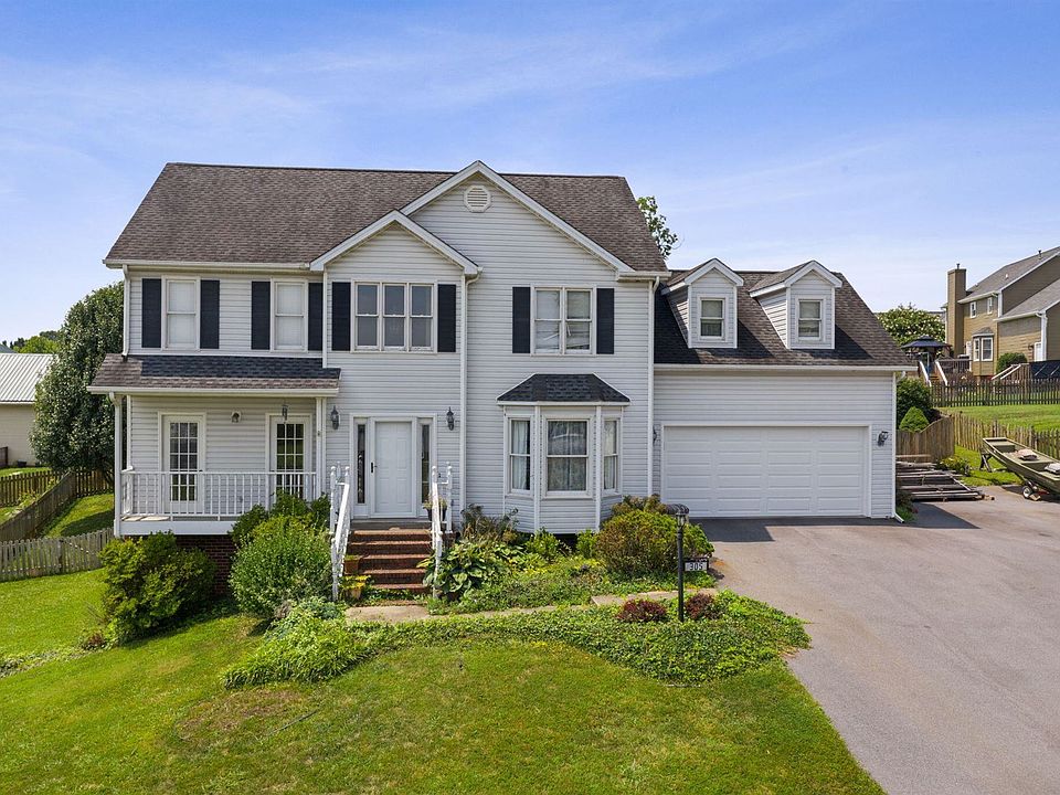 1st image of 305 Green Valley Dr