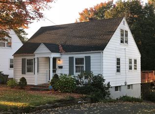 261 W Center St, Manchester, CT 06040