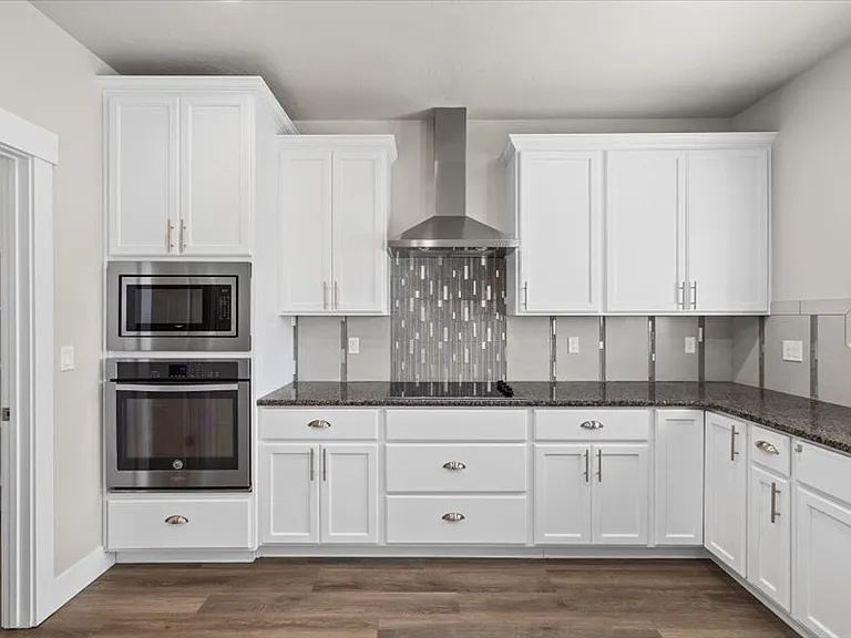 Oven, Microwave and cooktop