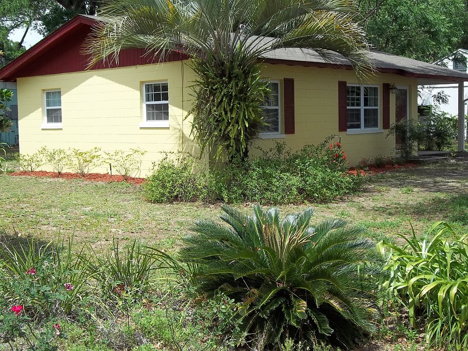 1st image of 214 S Villa Ave