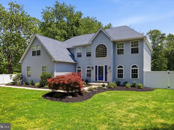 1734 E Butler Pike, Ambler, PA 19002