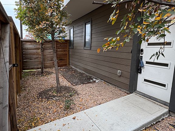 5th image of 415 Jackson St #101