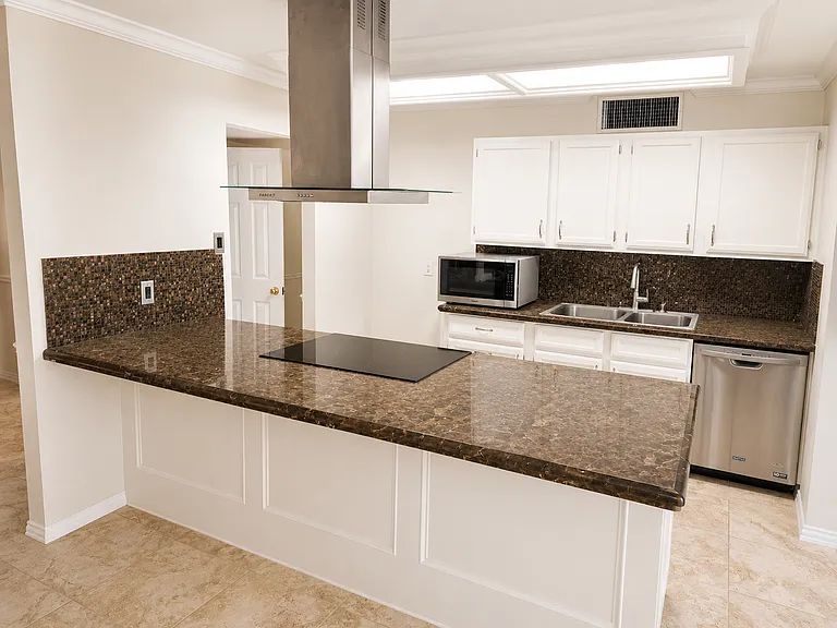 17607 Glenpatti Dr — Photo 3