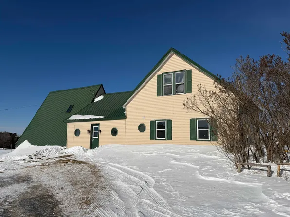 N9035 Gustafson Rd, Stephenson, MI 49887