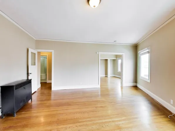 336 Wayne Ave #1, Oakland, CA 94606